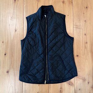Old Navy Black Outer Layer Vest – Medium – Gold Zipper – Great Condition